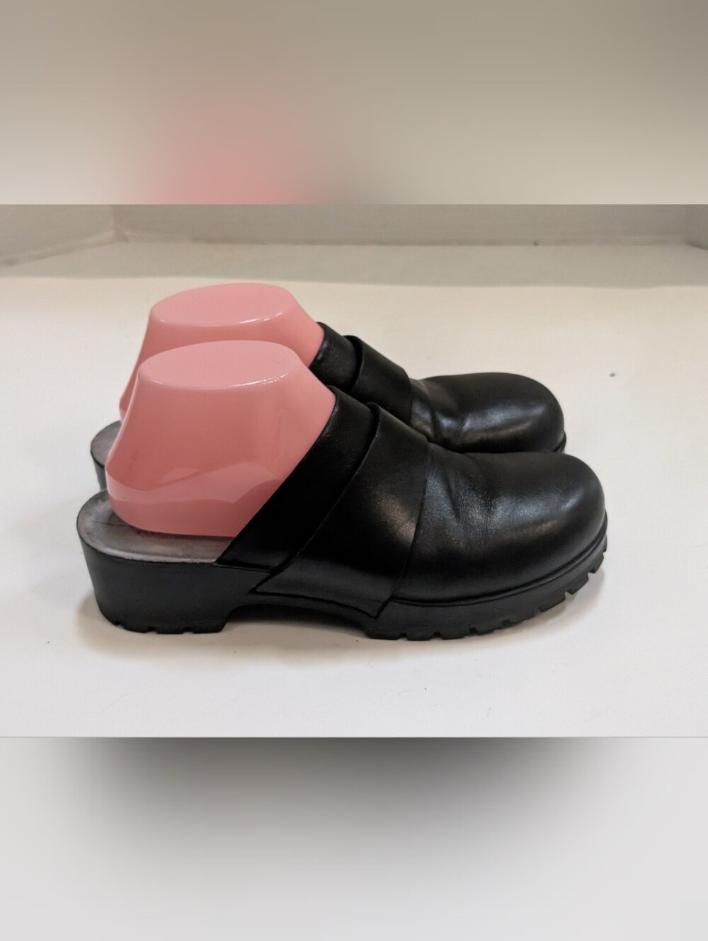 ECCO Women's 39 Slip On Comfort Clogs Black Leather